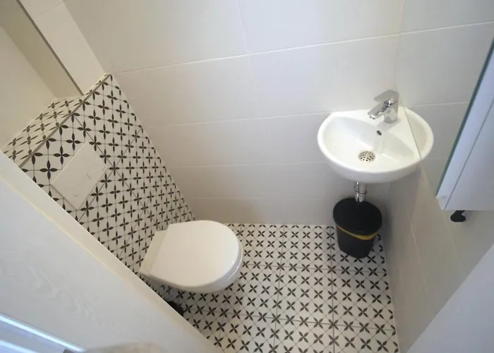 Apartament Somimare *